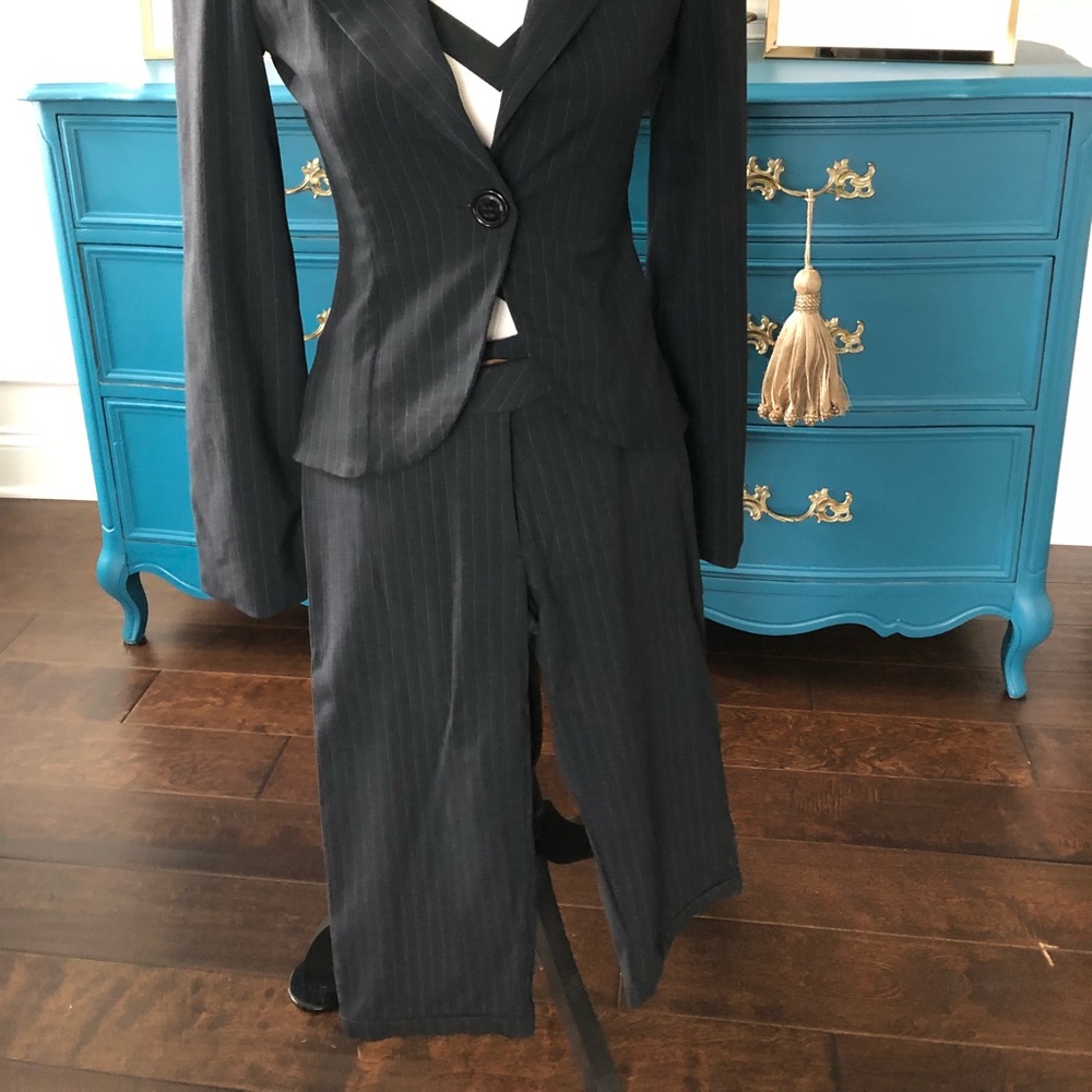 Suit